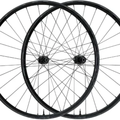 EASTON EC70 AX Disc Center Lock Carbon 28" Laufradsatz