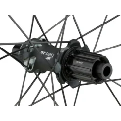 Dt-swiss GRC 1400 SPLINE 42 Disc Center Lock Carbon 27,5" Laufradsatz 12 Dt-swiss GRC 1400 SPLINE 42 Disc Center Lock Carbon 27,5" Laufradsatz -Angebote Rad Gipfel Store 437004